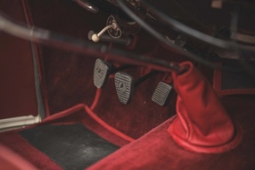 Mercedes-Benz 170 S (1950) - Benzinhahn und Pedalerie