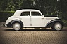 Mercedes-Benz 170 S (1950) - Radstand 284,5 cm, Länge 445 cm (© Bonhams, 2025) Mercedes-Benz 170 S (1950) - Radstand 284,5 cm, Länge 445 cm (© Bonhams, 2025)
