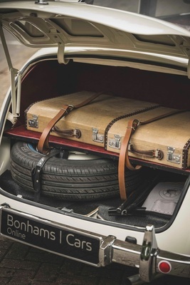 Mercedes-Benz 170 S (1950) - alles bereit im Kofferraum