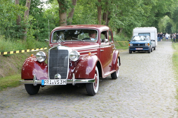 Mercedes-Benz 170 S (1950) und Opel Kadett (1978) – Bockhorner Oldtimermarkt 2024