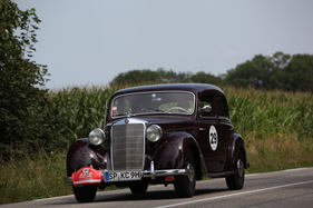 Bild Mercedes-Benz 170 S (1953) - unterwegs in Frankreich - RAID Suisse-Paris 2012