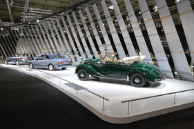 Mercedes-Benz 170 S Cabriolet B (W 136) (1949) - .. und so schön grün - Techno Classica 2016 (1949)