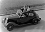 Mercedes-Benz 170 Va (1950) - Ausführung mit Schiebedach (© Daimler AG, 1950) Mercedes-Benz 170 Va (1950) - Ausführung mit Schiebedach (© Daimler AG, 1950)