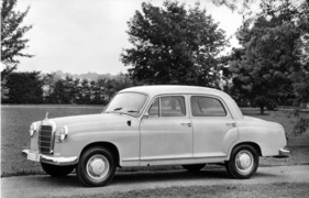 Mercedes Benz 180 (1958) - neues Kühlergesicht ab 1958