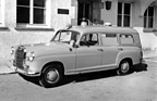 Mercedes Benz 180 (1960) - Krankenwagen mit Aufbau Binz