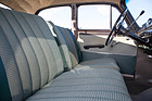 Mercedes Benz 190 (1960) - fast eine durchgehende Sitzbank, zur Not konnten da auch einmal drei Leute sitzen