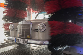 Mercedes Benz 190 (1960) - gleich bin ich sauber