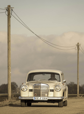 Mercedes Benz 190 (1960) - manche Ponton-Limousine wird sogar im Alltag gefahren