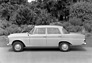 Mercedes-Benz 190 (1961) - die kleine Heckflosse - Modell 1961 erkennbar an den Rückspiegeln auf dem Vorderkotflügel (© Copyright Daimler AG, 1961) Mercedes-Benz 190 (1961) - die kleine Heckflosse - Modell 1961 erkennbar an den Rückspiegeln auf dem Vorderkotflügel (© Copyright Daimler AG, 1961)