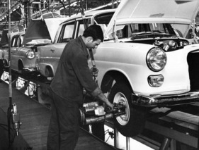 Mercedes-Benz 190 (1964) - PKW-Montage in der Halle 9
