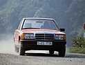 Mercedes-Benz 190 E (1982) - mit Raumlenkerachse, einem völlig neuen Hinterachskonzept
