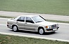 Mercedes Benz 190 E 2.3-16 (1984) - die schnelle Version war trotz höheren Kühlbedarfs und grösserer Stirnfläche windschlüpfriger als die schwächeren Serienbrüder (© Archiv Daimler AG, 1984) Mercedes Benz 190 E 2.3-16 (1984) - die schnelle Version war trotz höheren Kühlbedarfs und grösserer Stirnfläche windschlüpfriger als die schwächeren Serienbrüder (© Archiv Daimler AG, 1984)