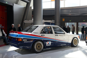 Mercedes Benz 190 E 2.3-16 (1986) - Rennwagen von Roland Asch in der DTM - Retro Classics Stuttgart 2014