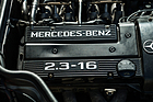 Mercedes-Benz 190 E 2.3-16 "Nürburgring" – erstmals mit prominentem Markenschriftzug auf dem Ventildeckel