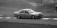 Bild: Mercedes Benz 190 E 2.3-16 W-201 (1984) - Senna siegt im Eröffnungsrennendes neuen Grand-Prix-Kurses auf dem Nürburgring