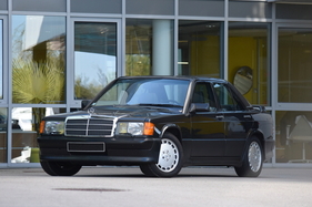 Mercedes-Benz 190 E 2.5 16 (1989) - als Lot 46 angeboten an der Artcurial Sur les Champs Versteigerung am 16. Oktober 2022