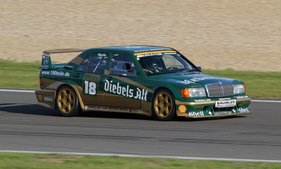 Mercedes-Benz 190 E 2.5-16 (1992) - bei der Präsentation ehemaliger DTM-Fahrzeuge am AvD Oldtimer Grand Prix 2012
