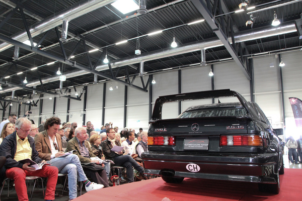 Image: Mercedes-Benz 190 E 2.5-16 EVO 2 (1990) - sold as lot 24 at the auction of the Oldtimer Gallery on the occasion of the Swiss Classic World Lucerne on May 25, 2019