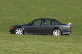 Mercedes-Benz 190 E 2.5-16 Evo 1 (1989) - als Mercedes auch bei den Sportmodellen noch den Stern auf dem Kühler trug