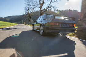 Mercedes-Benz 190 E 2.5-16 Evo 1 (1989) - der Remus-Auspuff ist nicht original