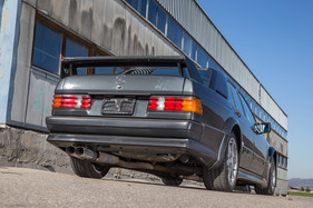 Mercedes-Benz 190 E 2.5-16 Evo 1 (1989) - im Vergleich zum Evo II war der Flügel des Evo I noch bescheiden