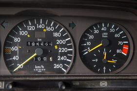 Mercedes-Benz 190 E 2.5-16 Evo 1 (1989) - klar gezeichnete Instrumente