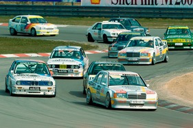 Mercedes Benz 190 E 2.5-16 Evolution (1990) - Fritz Kreutzpointner beim Eifelrennen auf dem Nürburgring am 22. April 1990