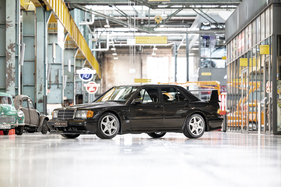 Mercedes-Benz 190 E 2.5-16 Evolution II (1990) - offered as lot 117 at the RM/Sotheby's auction in Munich on November 26, 2022