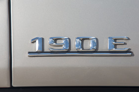 Mercedes-Benz 190 E 2.6 (1987) - Modellreihenbezeichnung