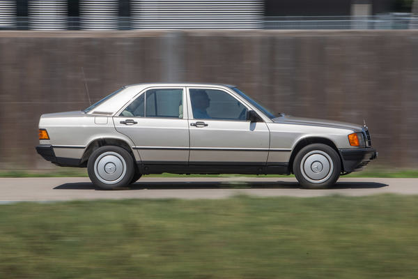 Mercedes-Benz 190 E 2.6 (1987) - der cw-Wert liegt bei 0.33