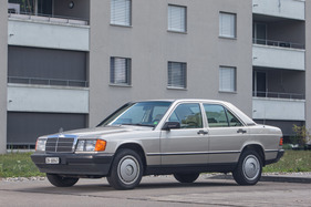 Mercedes-Benz 190 E 2.6 (1987) - schlichtes Design
