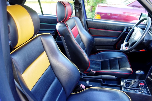 Mercedes-Benz 190 E Avantgarde Azzurro (1992) – Jeder Sitzplatz sieht farblich anders aus