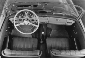 Mercedes-Benz 190 SL (1955) - Interieur des Touren-Sportwagens Mercedes-Benz 190 SL (1955) - Interieur des Touren-Sportwagens