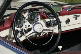 Mercedes Benz 190 SL (1956) - Blinken durch Drehen des Hornringes