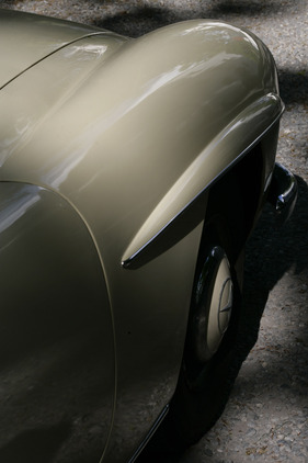 Mercedes Benz 190 SL (1956) - gut abgedeckte Räder