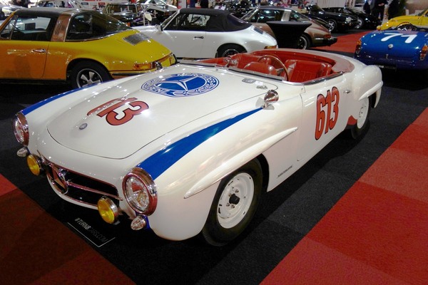 Mercedes-Benz 190 SL (1956) - in Rennsportausführung - InterClassics Maastricht 2018