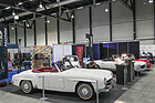Mercedes-Benz 190 SL (1956) mit eleganter, dunkelroter Innenausstattung – Swiss Classic World Luzern 2022