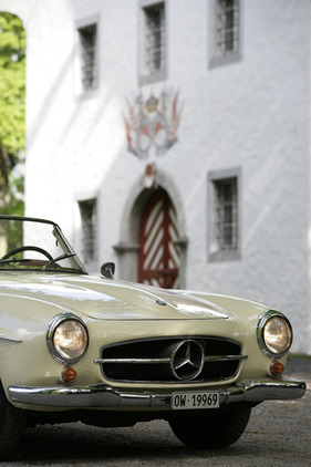 Mercedes Benz 190 SL (1956) - stolz trägt er den Stern