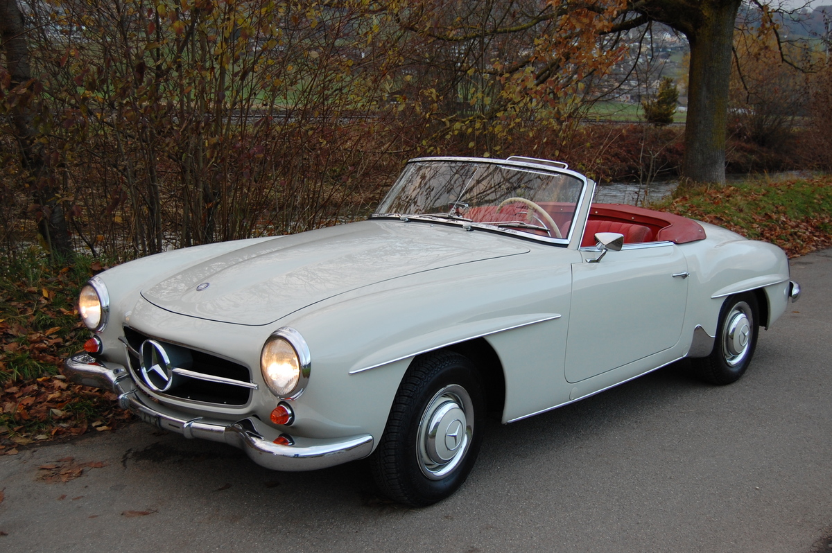 Mercedes-Benz 190 SL (1960) - an der Versteigerung der Oldtimer Galerie Toffen vom 1. Dezember 2012 zum Rekordprieis von CHF 120'000 (vor Aufgeld) versteigert