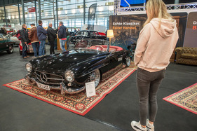 Mercedes-Benz 190 SL (1957) – auf dem Teppich geblieben – Bremen Classic Motorshow 2024