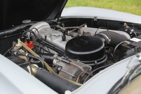 Mercedes-Benz 190 SL (1957) - braver Vierzylindermotor