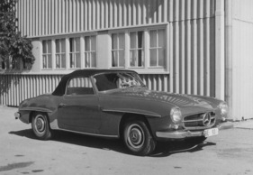 Mercedes-Benz 190 SL (1957) - das geschlossene Faltdach passt harmonisch in die Gesamtlinie Mercedes-Benz 190 SL (1957) - das geschlossene Faltdach passt harmonisch in die Gesamtlinie