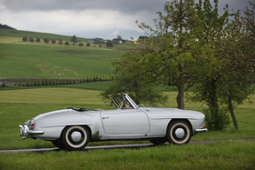 Mercedes-Benz 190 SL (1957) - viel offenener kann man in einem Nachkriegs-Mercedes nicht fahren