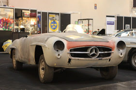 Mercedes-Benz 190 SL (1958) - im Aufbau begriffene Rennsportausführung des 190 SL - an der Techno Classica Essen 2012