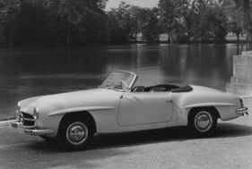 Mercedes-Benz 190 SL (1958) - offene Version in schöner Umgebung abgebildet
