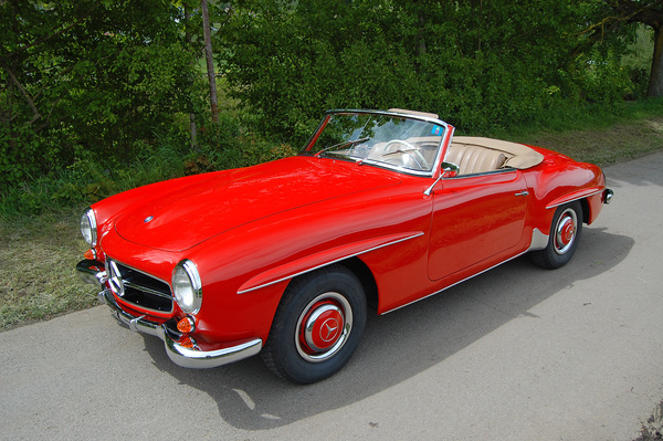 Bild: Mercedes Benz 190 SL (1959) - angeboten an der Versteigerung der Oldtimer Galerie anlässlich der Dolder Classics am 7. Juni 2014