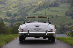 Mercedes-Benz 190 SL (1960) - rundliches, verjüngendes Heck
