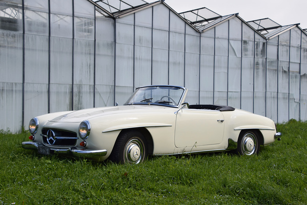 Mercedes-Benz 190 SL (1961) - offered at the auction of the Oldtimer Gallery on April 23, 2016 in Toffen