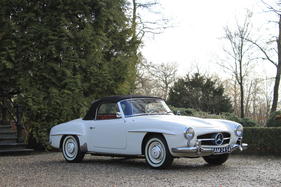 Mercedes-Benz 190 SL (1962) - angeboten als Lot 114 an der Bonhams Mercedes-Benz-Versteigerung in Stuttgart 2015 (1962)
