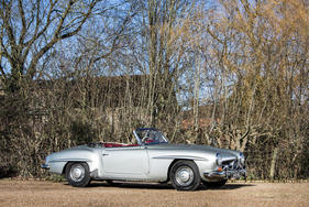 Mercedes-Benz 190 SL Convertible with Hardtop (1961) - as lot 057 at the Bonhams Goodwood Members Meeting auction on March 18, 2018